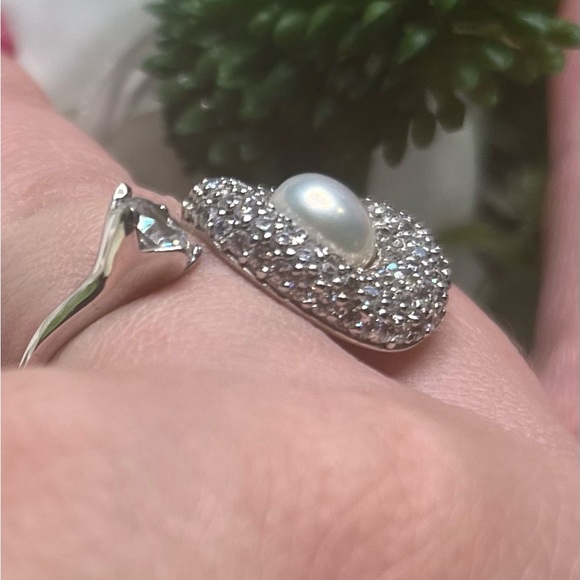 GORGEOUS DIAMOND AND PEARL with SILVER 925 size 7.5 - Picture 5 of 9